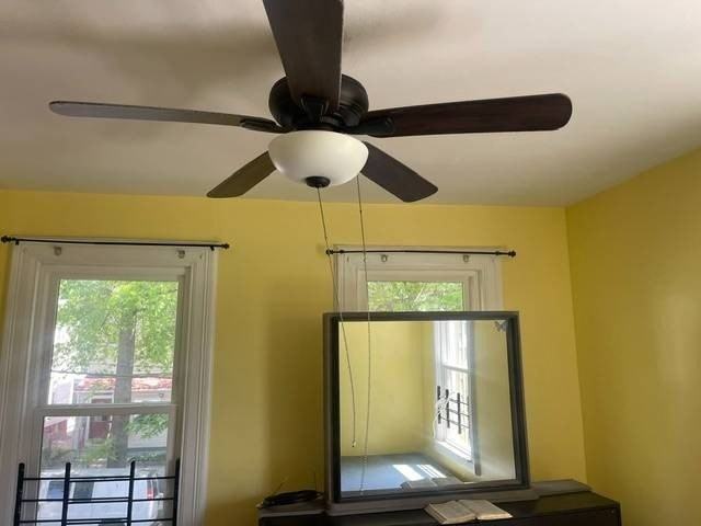 438 S 1st Ave - Photo 5 of 11