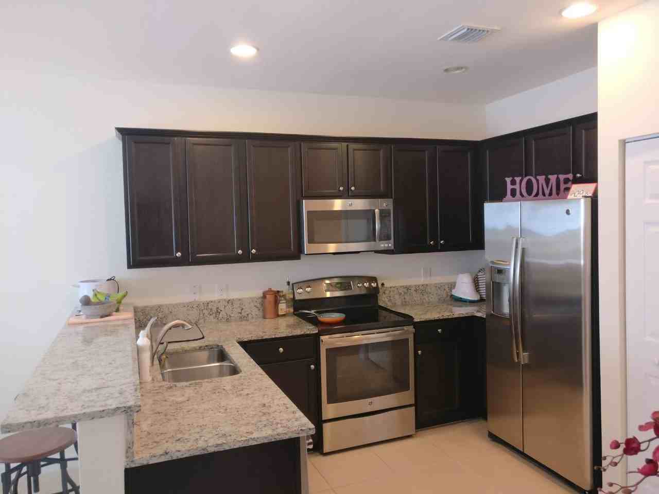 8871 Nw 102nd Ct - Photo 7 of 27