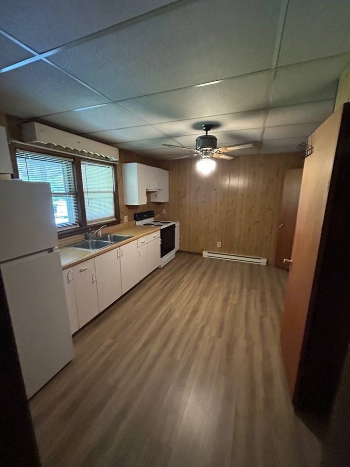 31 Erie St #1 - Photo 3 of 8