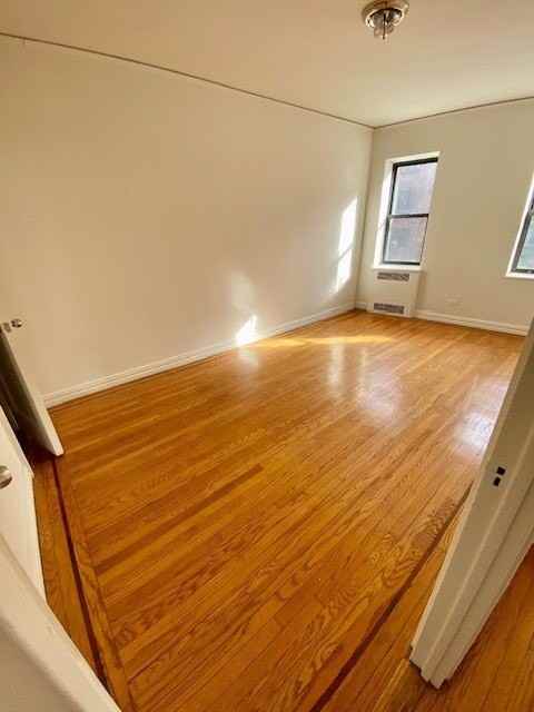 311 Main St #4D - Photo 6 of 11
