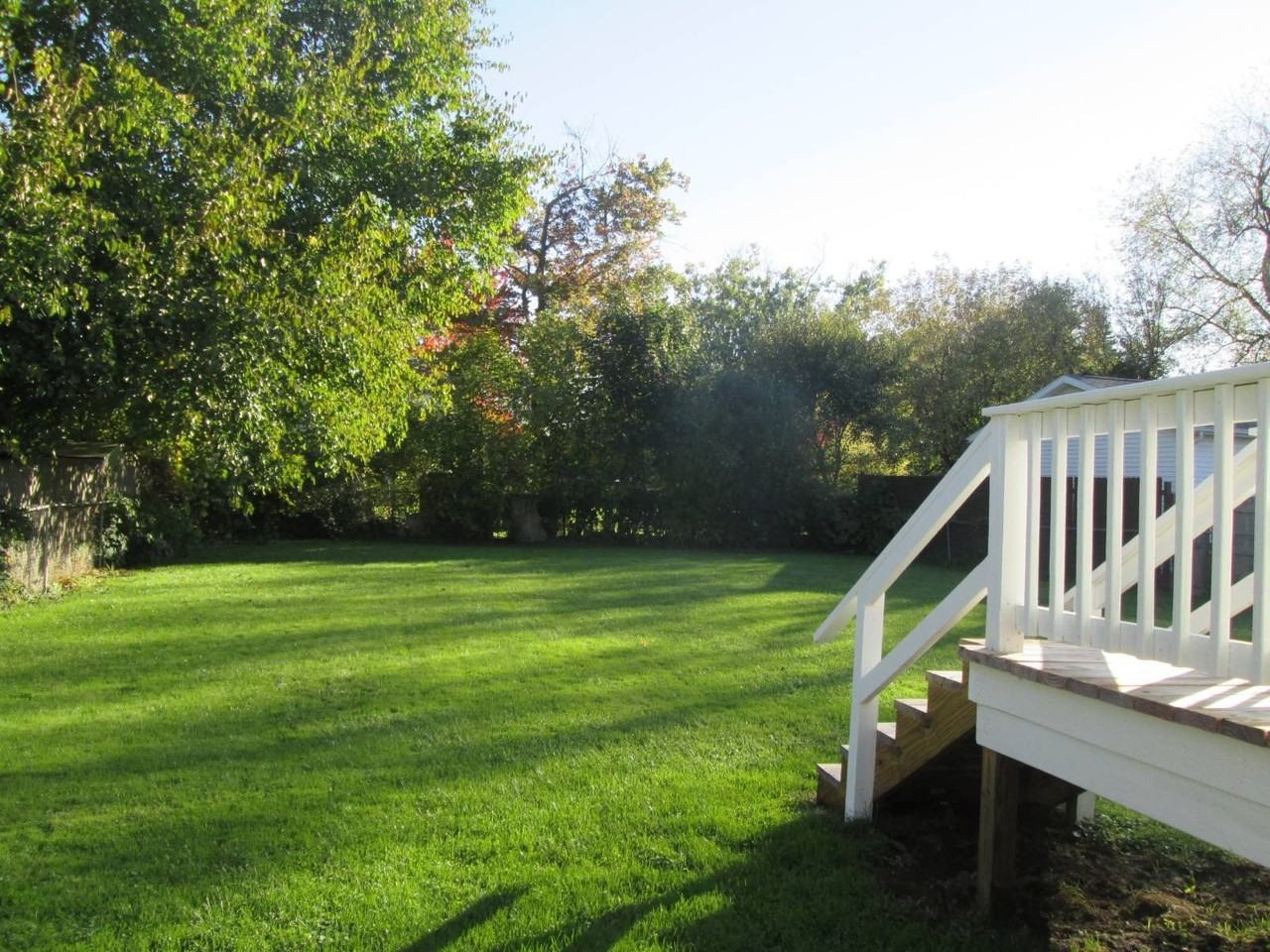 118 Maxwell Ave - Photo 2 of 25