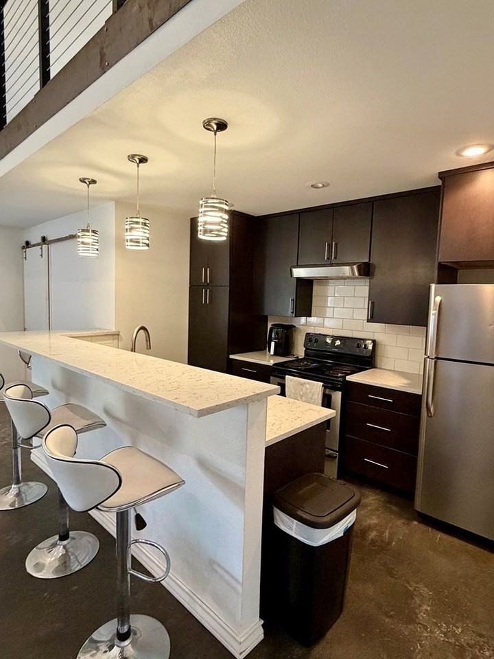 4601 Redbud Ave #2 - Photo 5 of 13