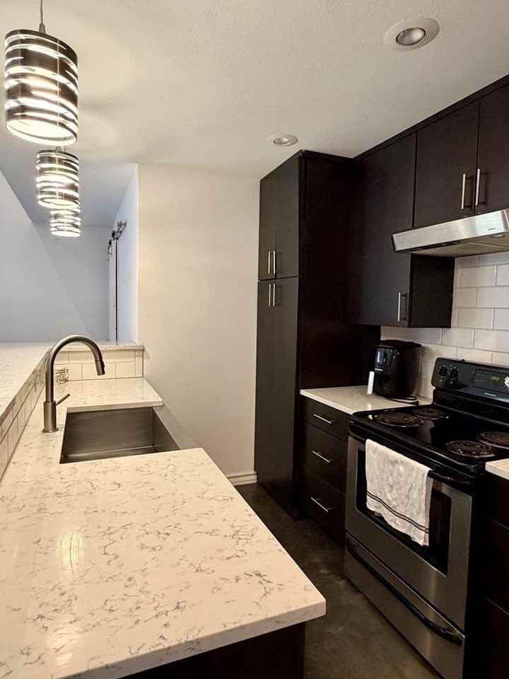 4601 Redbud Ave #2 - Photo 6 of 13
