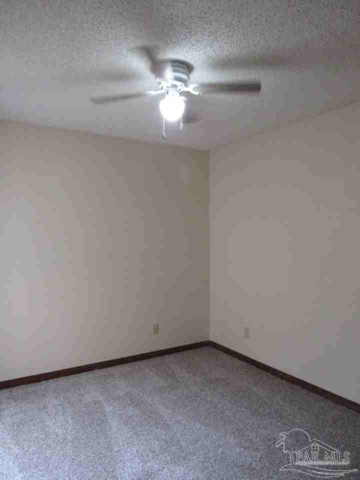 2025 Cambridge Cir - Photo 6 of 10