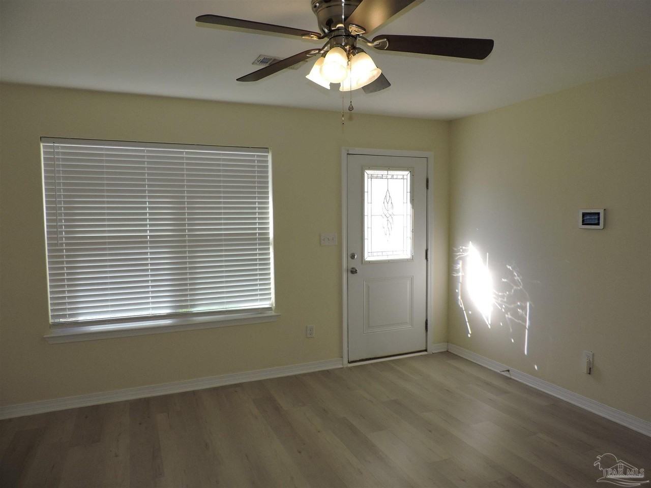 1000 Polk Ave - Photo 3 of 25