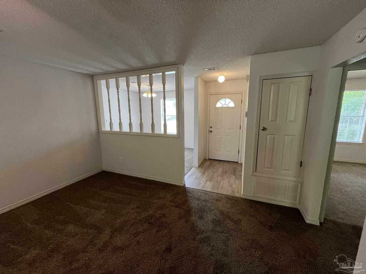2782 Augustus Rd - Photo 7 of 48