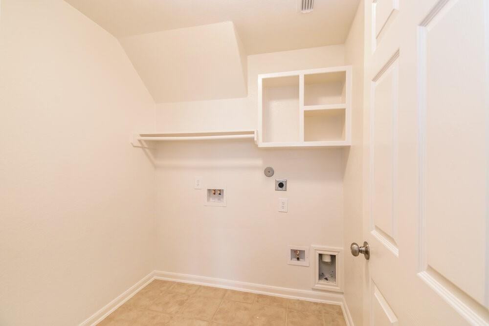 Shoal Creek Dr - Photo 3 of 8