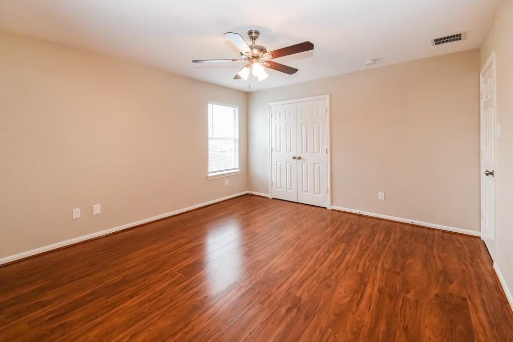 Shoal Creek Dr - Photo 6 of 8