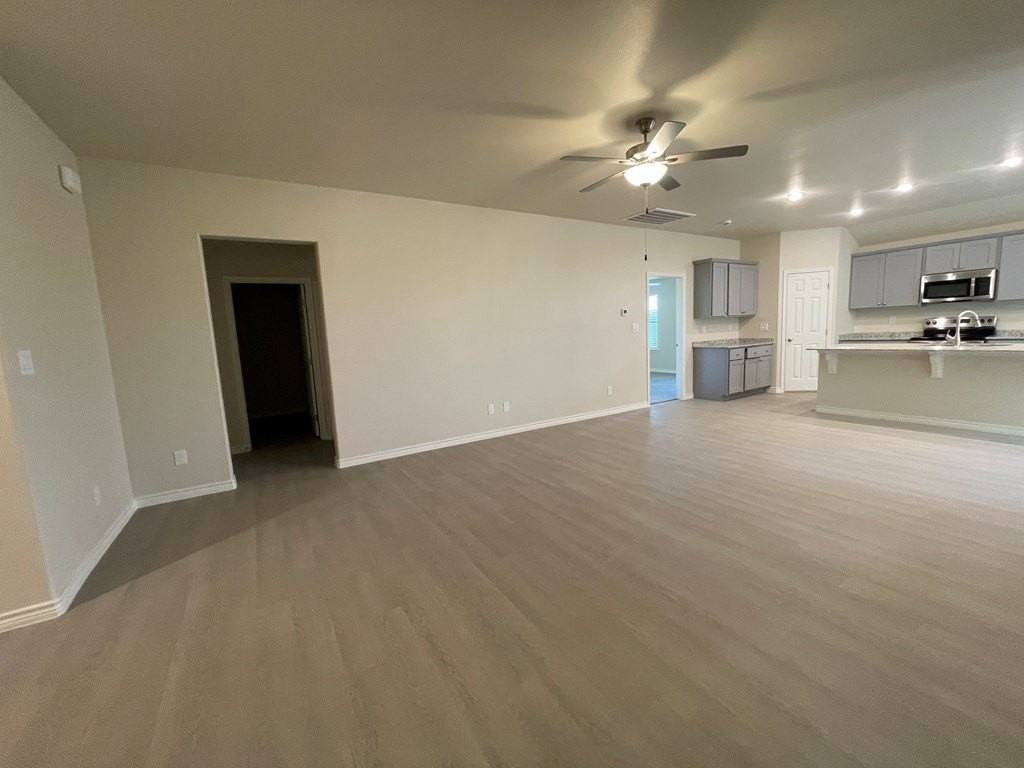 1312 Bajada St - Photo 5 of 9
