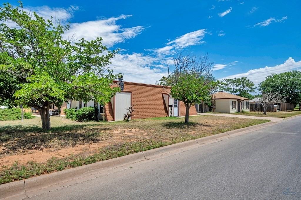 1707 College Ave - Photo 4 of 40