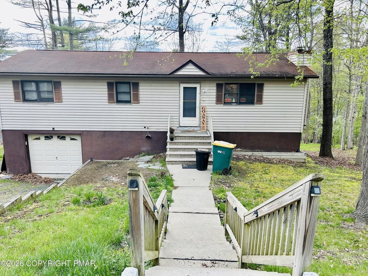 5081 Pine Ridge Rd N