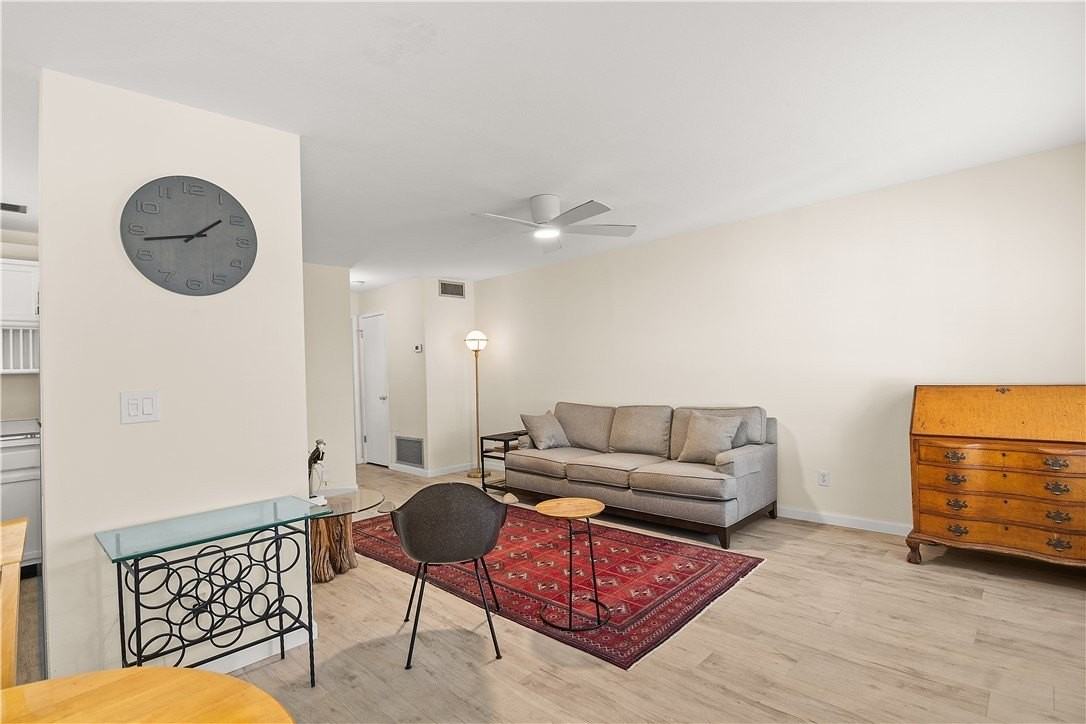 85 Crooked Tree Ln #203 - Photo 3 of 32