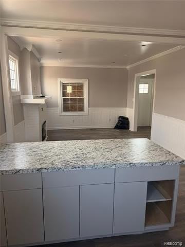 9024 Quincy St - Photo 5 of 8