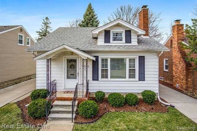 23128 Olmstead St - Photo 4 of 33