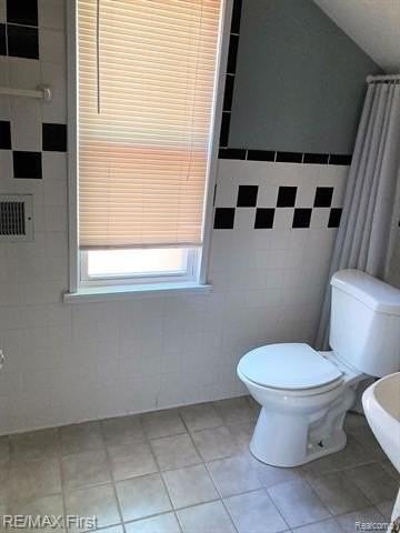167 W Webster St - Photo 7 of 9