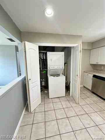 1492 E Woodruff Ave - Photo 6 of 11