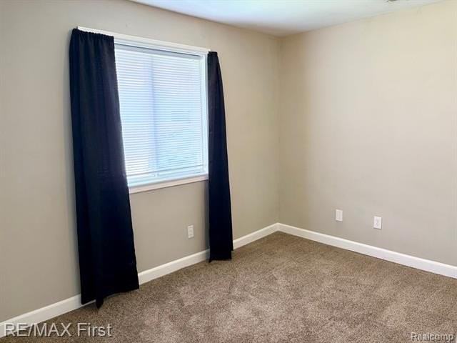 1492 E Woodruff Ave - Photo 7 of 11