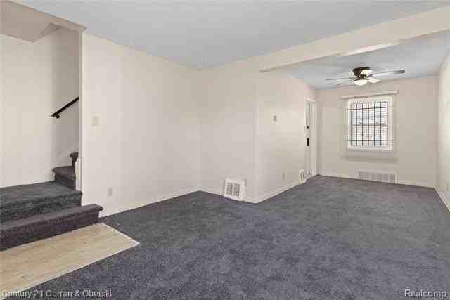 9145 Mettetal St - Photo 2 of 14