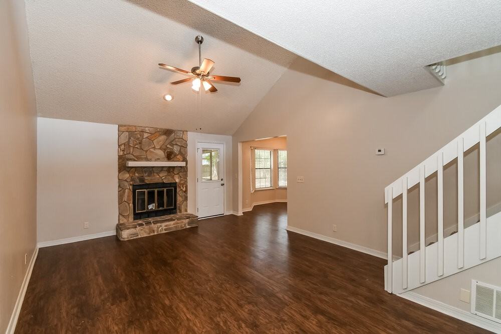 8315 Crosswind Rd - Photo 4 of 17