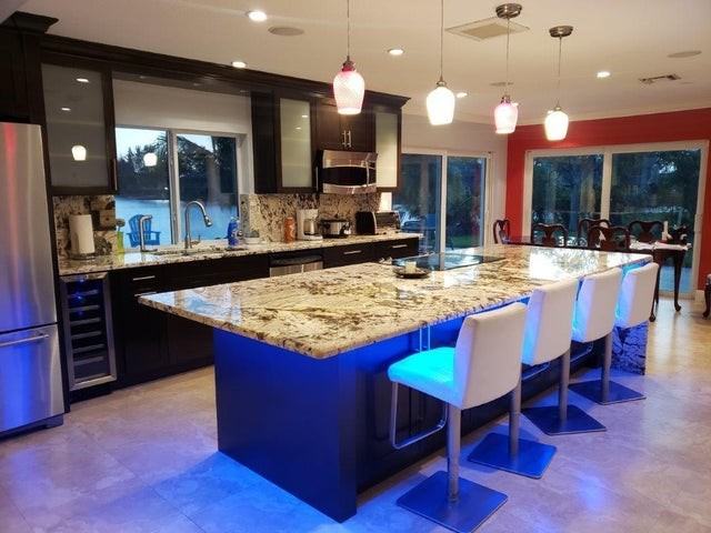 801 Northwest 49th Way
