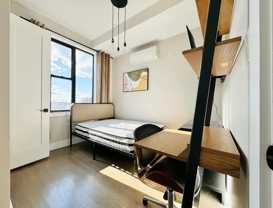 Private Bedroom in 5 Bedroom/4 Bathroom Home - Photo 1 of 1