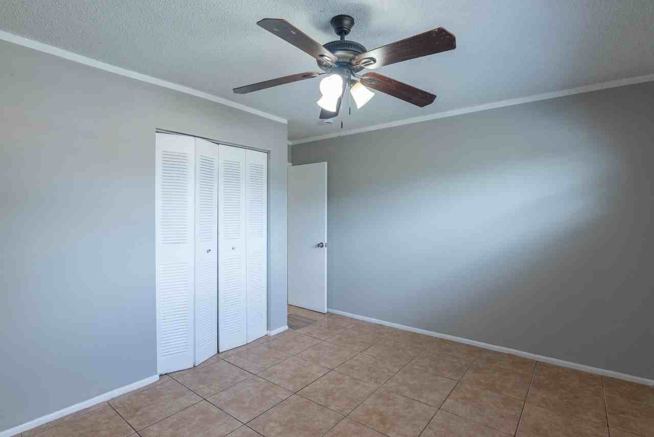 1218 Giller Ave - Photo 4 of 7