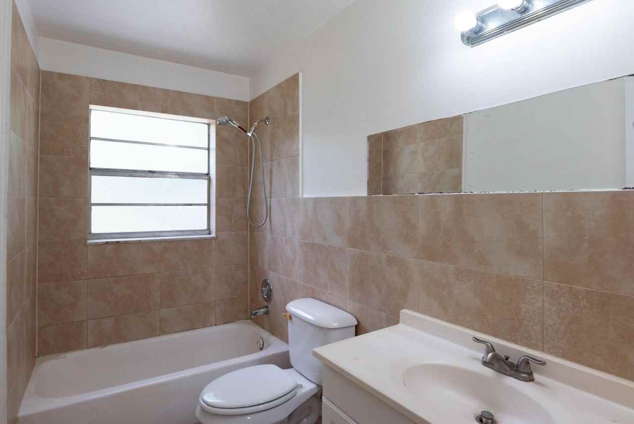 1218 Giller Ave - Photo 5 of 7