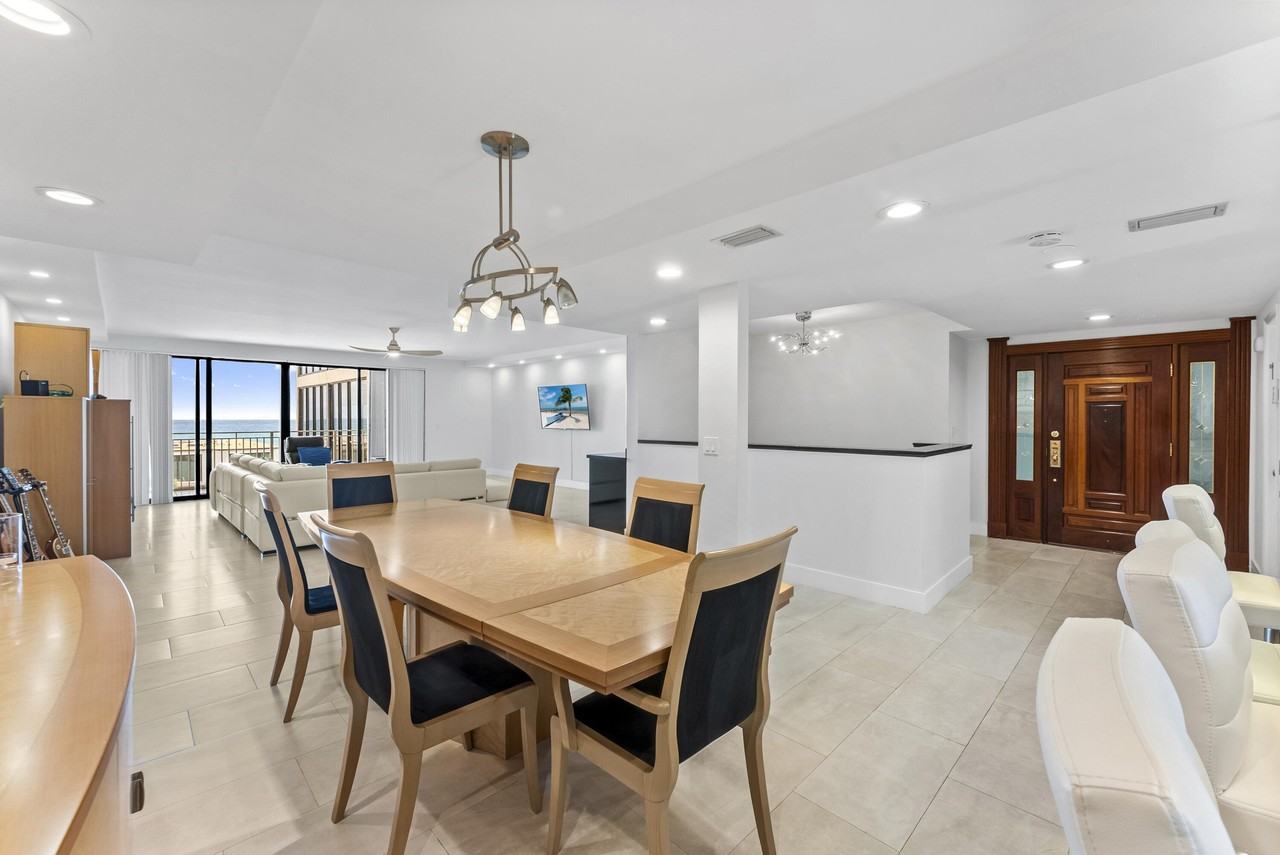 2155 S Ocean Blvd #11 - Photo 2 of 33
