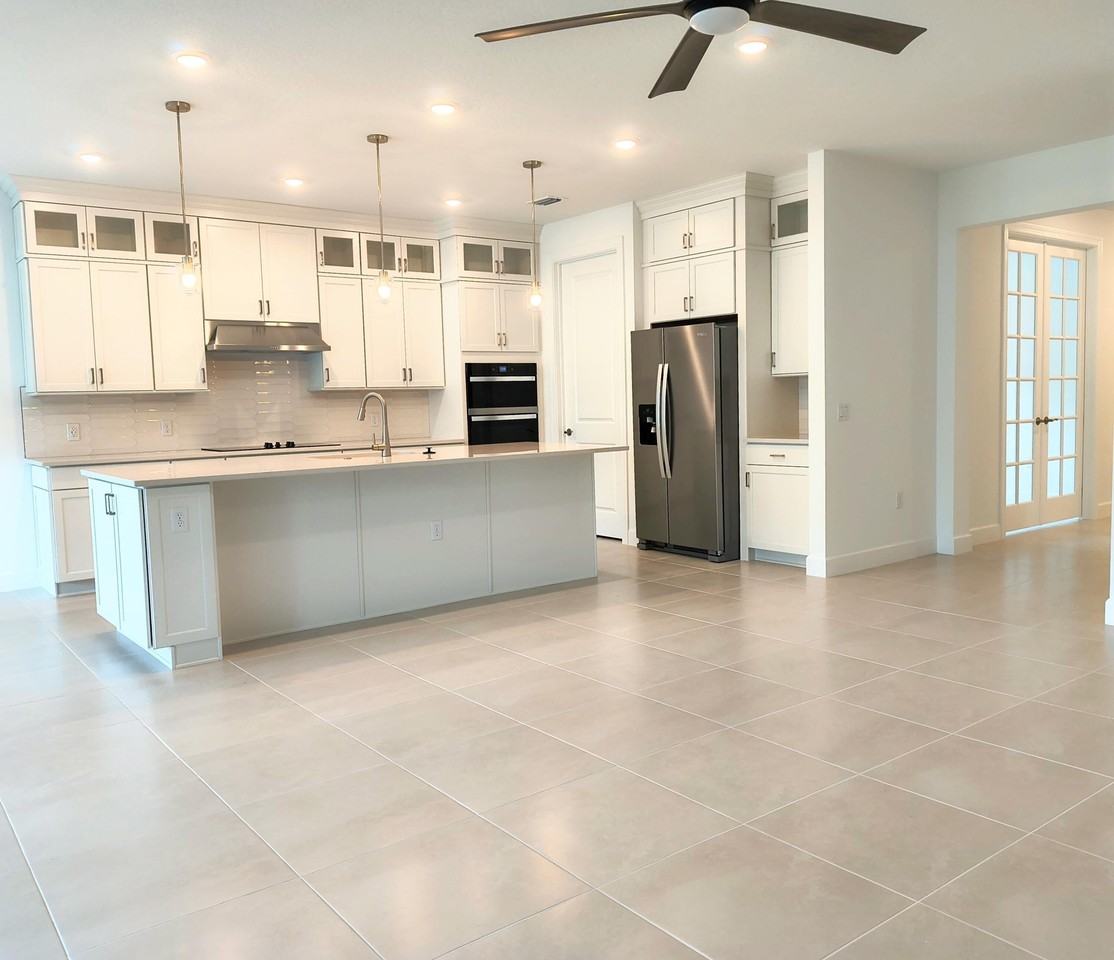 9697 Chora Tunel Way - Photo 3 of 15