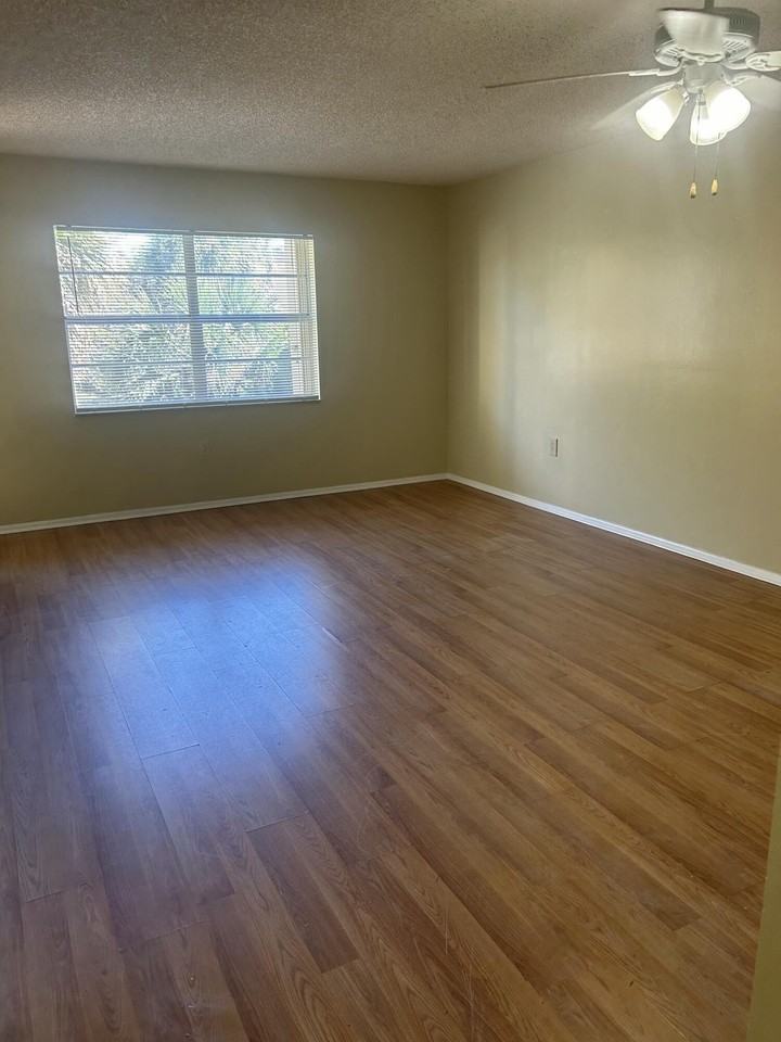 4304 Nw 9th Ave #2-2D - Photo 3 of 24