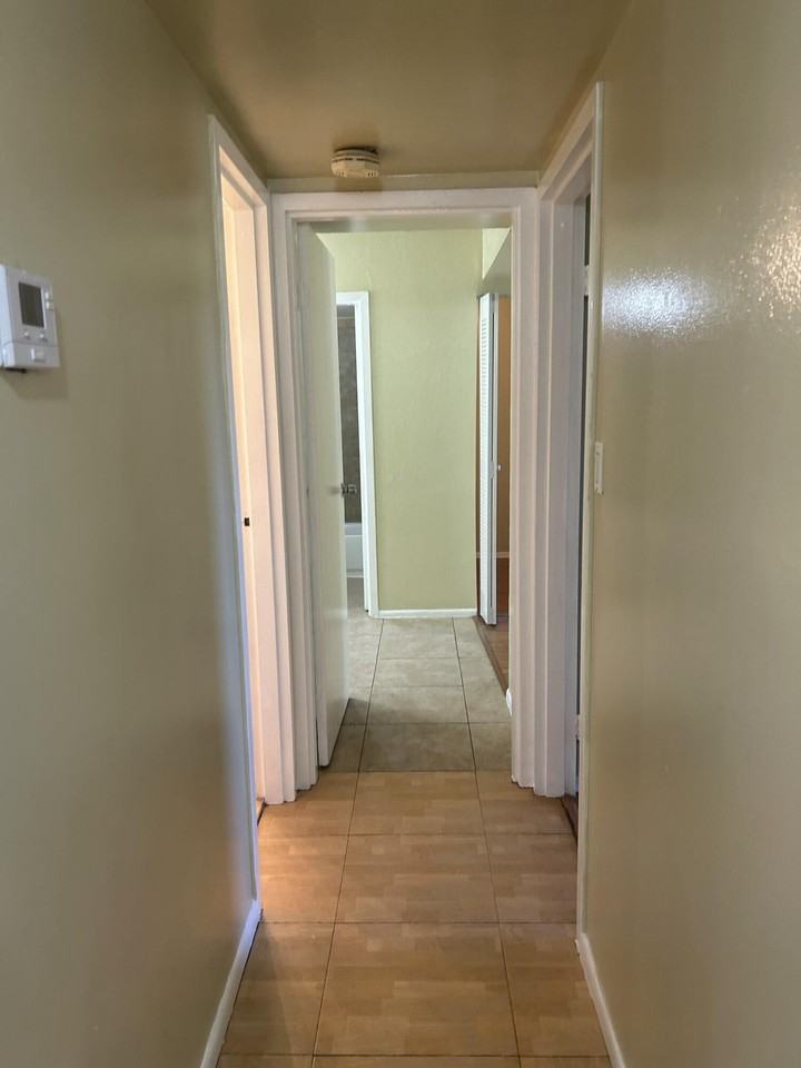 4304 Nw 9th Ave #2-2D - Photo 7 of 24