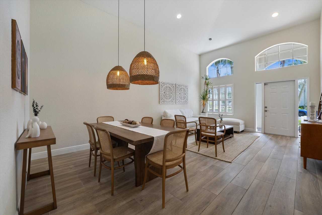 4033 Bluff Harbor Way - Photo 4 of 17