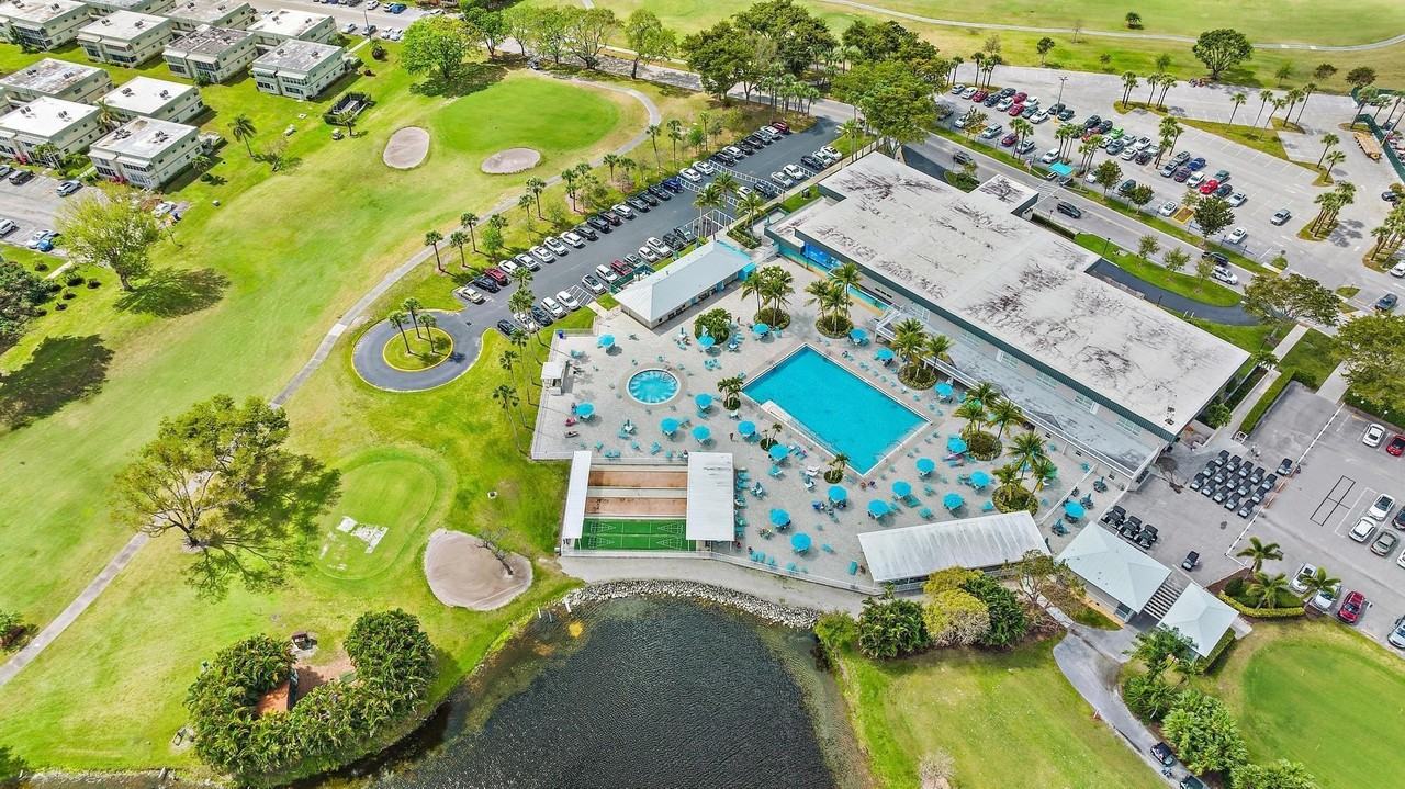 507 Capri K - Photo 2 of 24