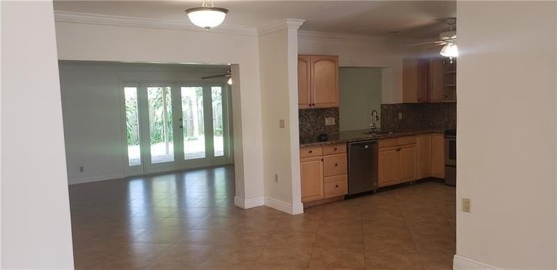 98 Seminole Ln - Photo 4 of 42