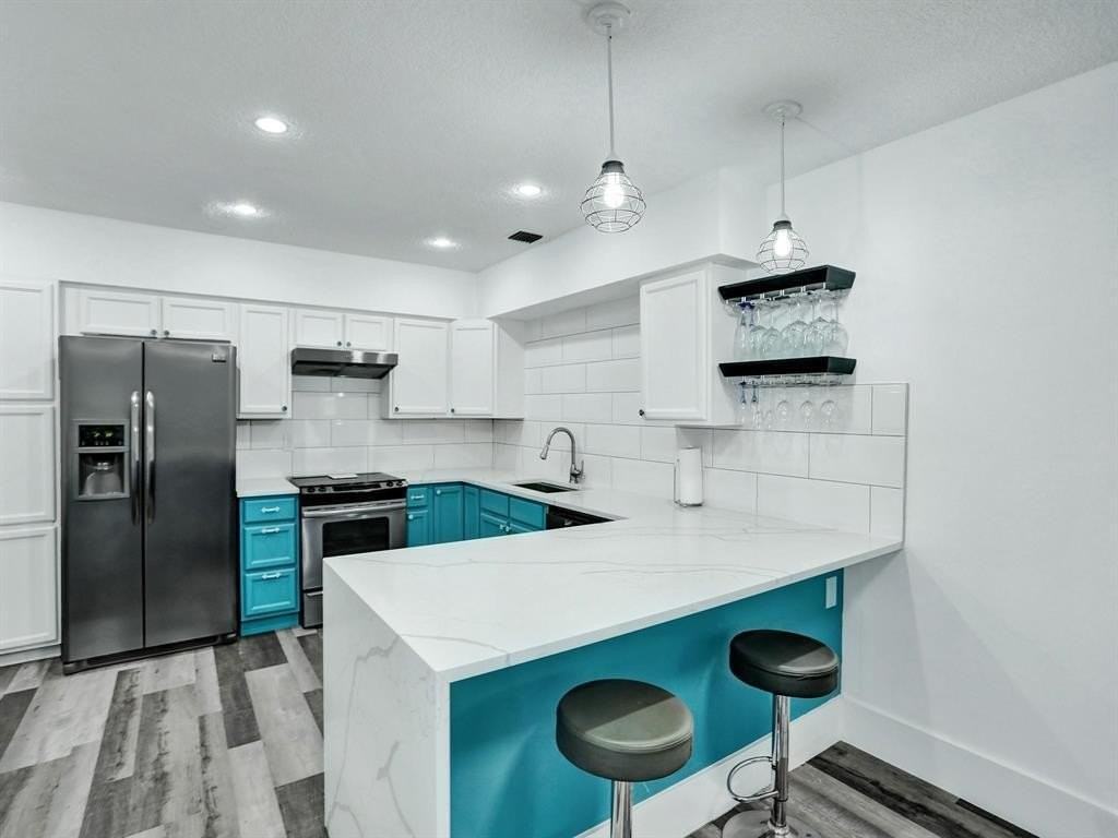 708 Ne 24th Ave - Photo 5 of 48