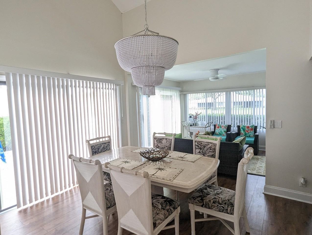17042 Traverse Cir - Photo 6 of 30