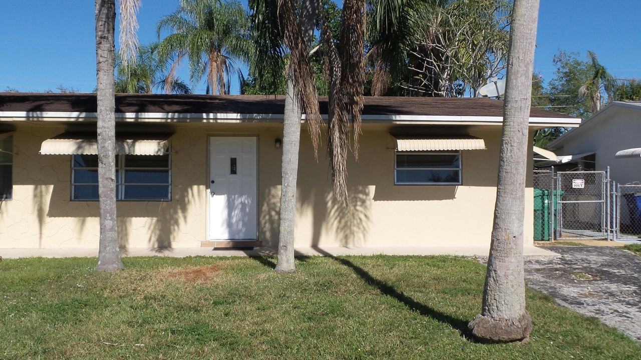 9459 Sw 51st Ct
