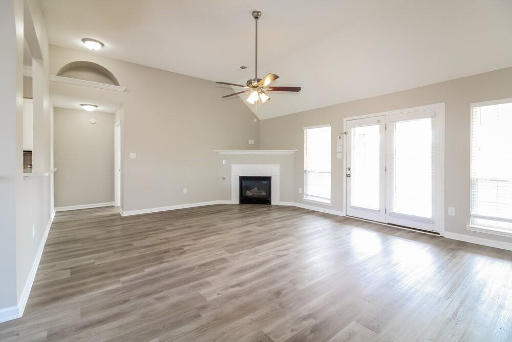 8418 Linda Shore Dr N - Photo 6 of 21