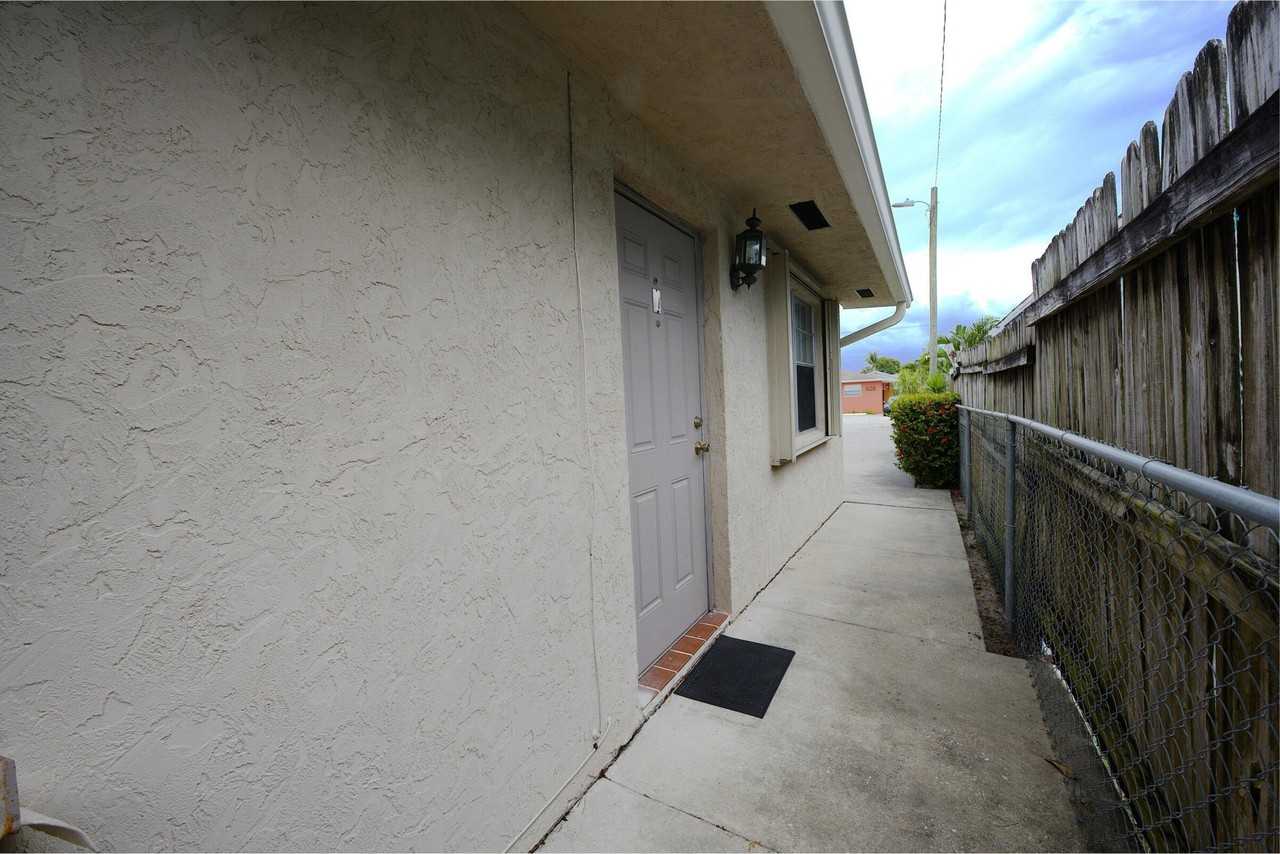 625 N M St #1 - Photo 4 of 20