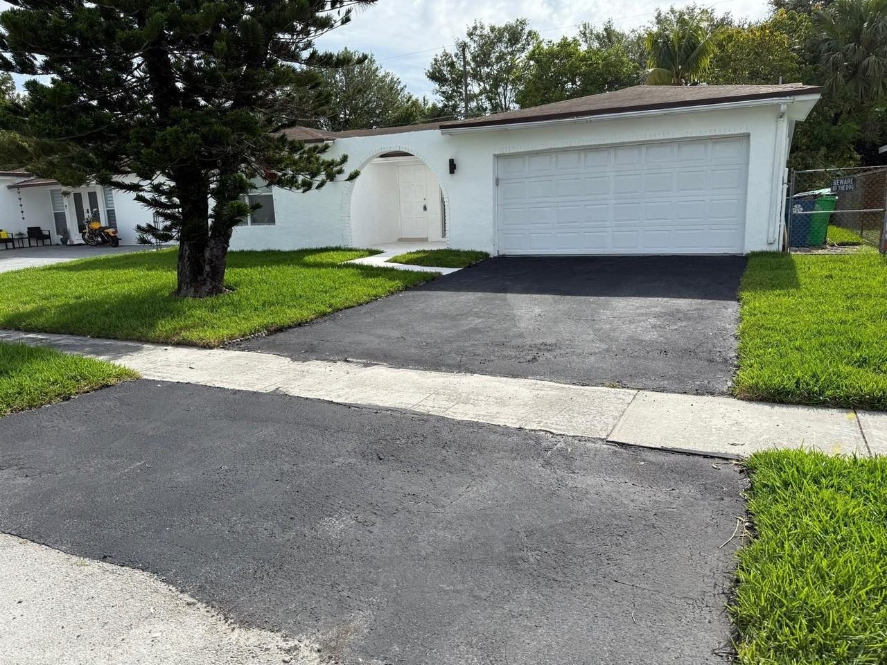 1991 Nw 98th Ave - Photo 3 of 23