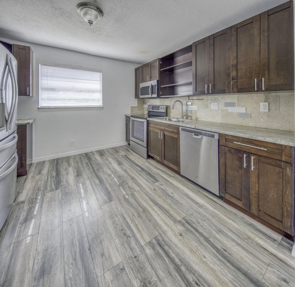 216 S Ocean Breeze - Photo 2 of 15