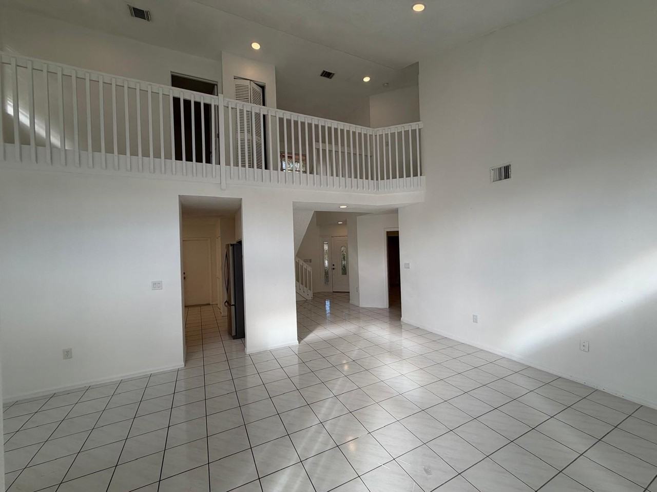 3780 Amalfi Dr #3780 - Photo 5 of 50