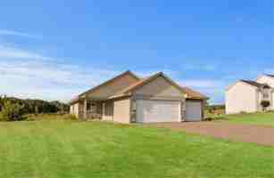 featured image of 722 Hilltop Ln