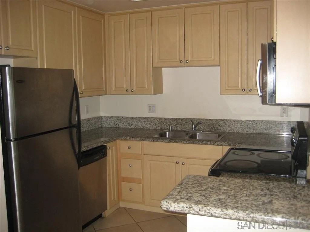 10026 Maya Linda Rd #6106 - Photo 5 of 22