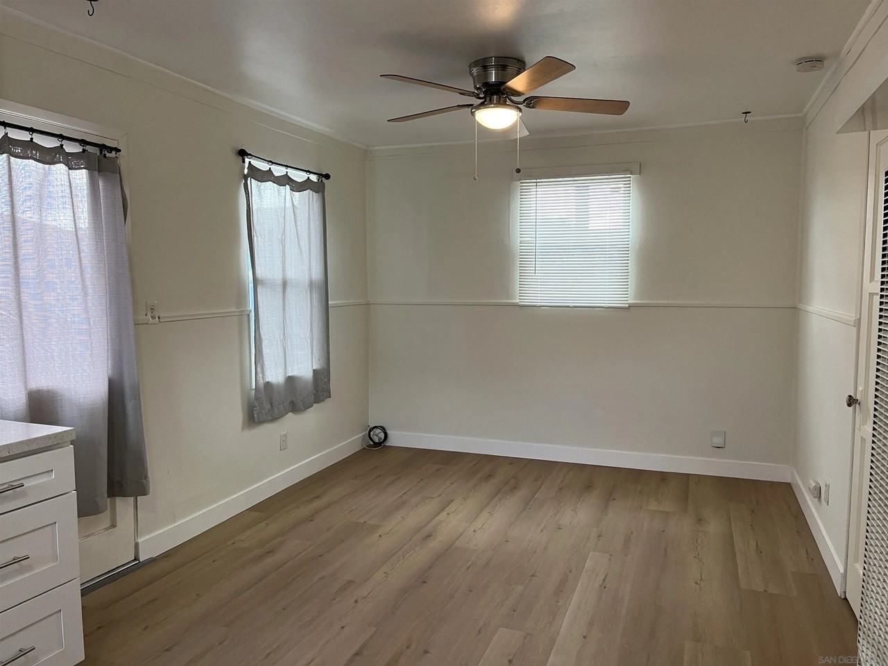 3610 44th St - Photo 6 of 10
