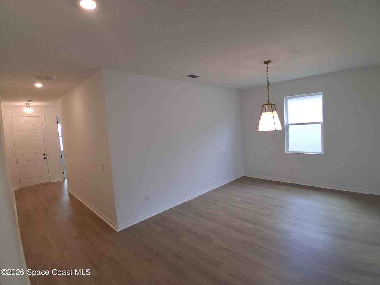 4362 Dockyard Dr - Photo 3 of 23