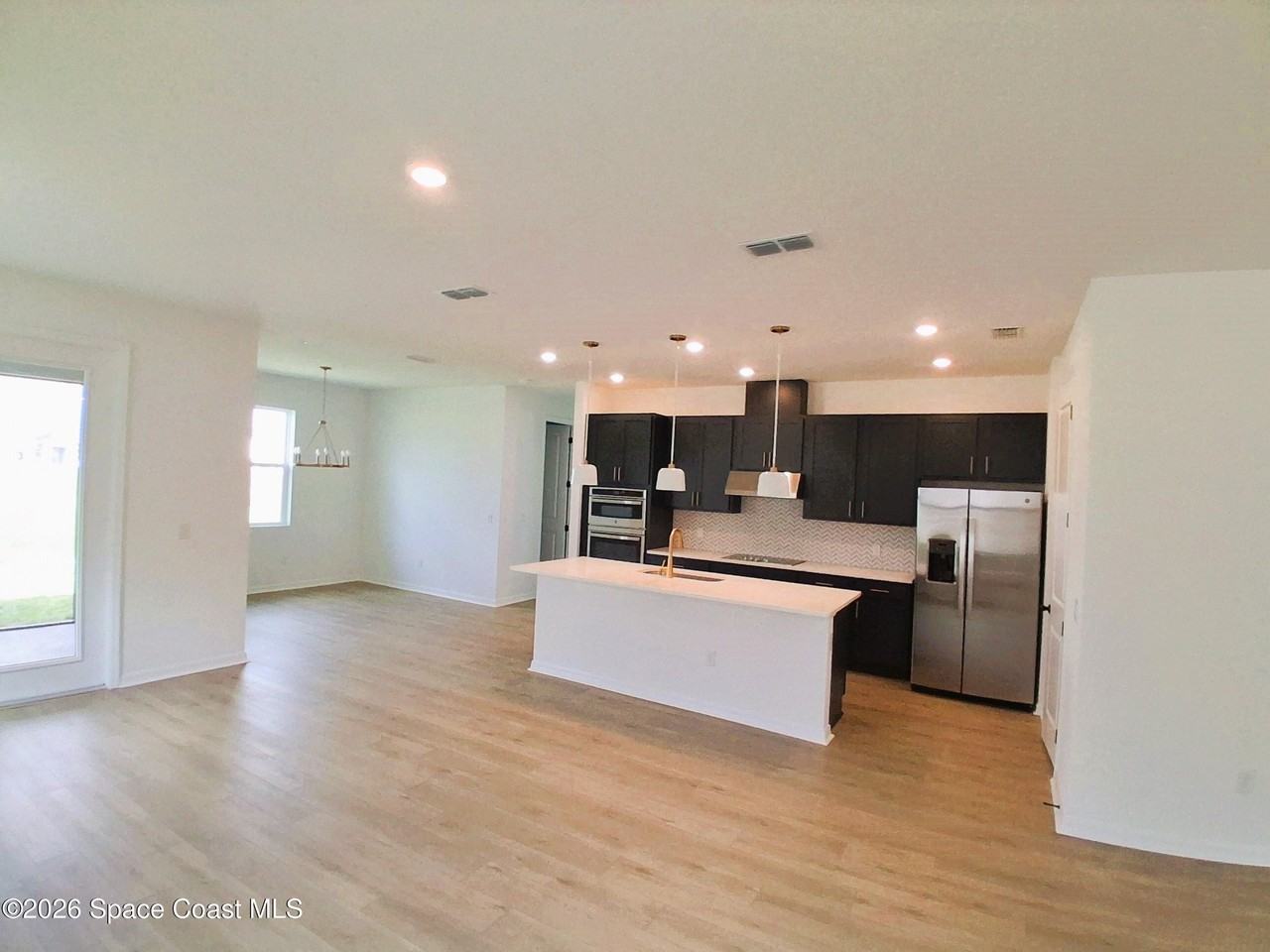4362 Dockyard Dr - Photo 4 of 23