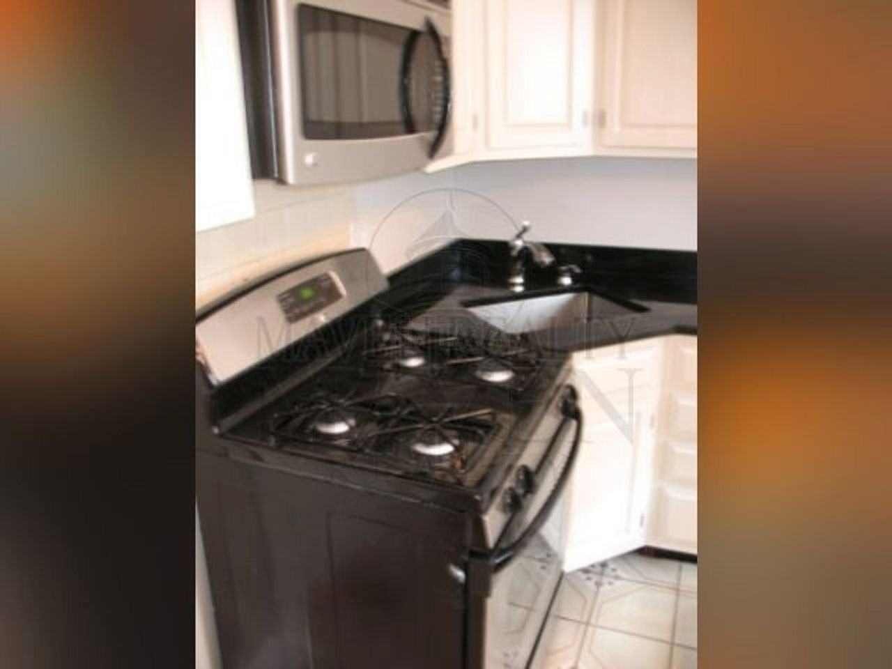 56 Bristol Rd #1DUPE - Photo 2 of 6