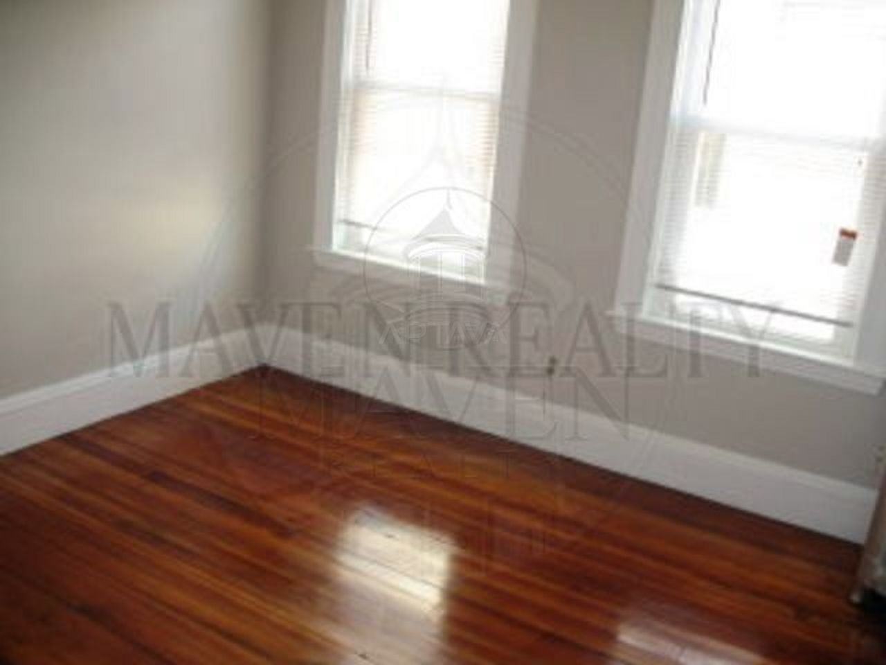 56 Bristol Rd #1DUPE - Photo 5 of 6
