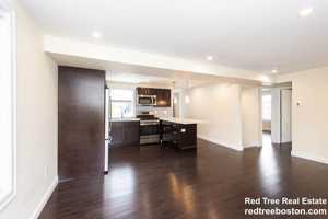 featured image of 57 Catherine St #2